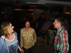 30-Tanzeinlage im Pfelderer Hof.jpg 30-Tanzeinlage im Pfelderer Hof.jpg